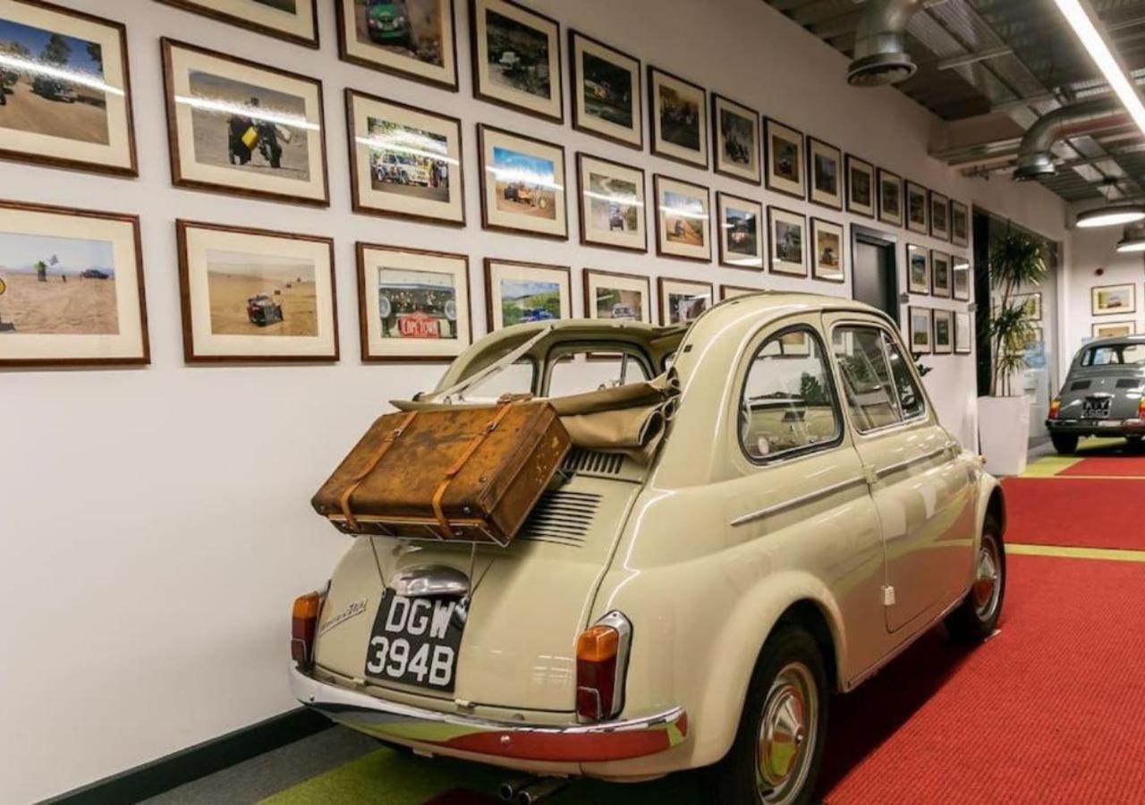 Duclos At Bicester Heritage Buitenkant foto